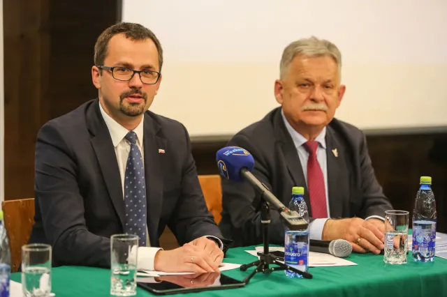 Horała: Komisja śledcza powinna wyjaśnić, dlaczego rządy PO-PSL dopuściły do tak dużej luki VAT