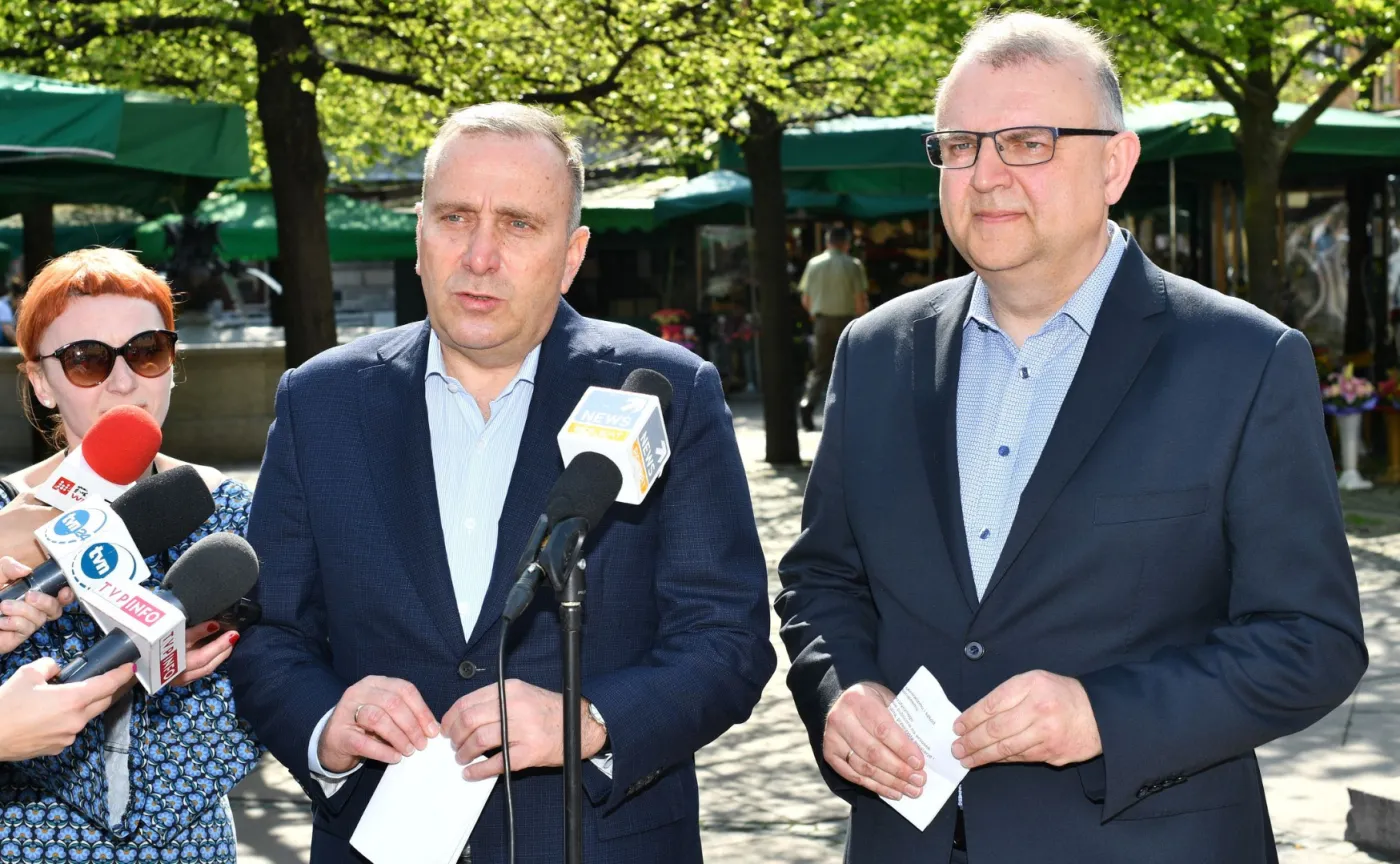 Kaczyński liderem opozycji? Schetyna: Zrobię wszystko, aby stało się to jak najszybciej