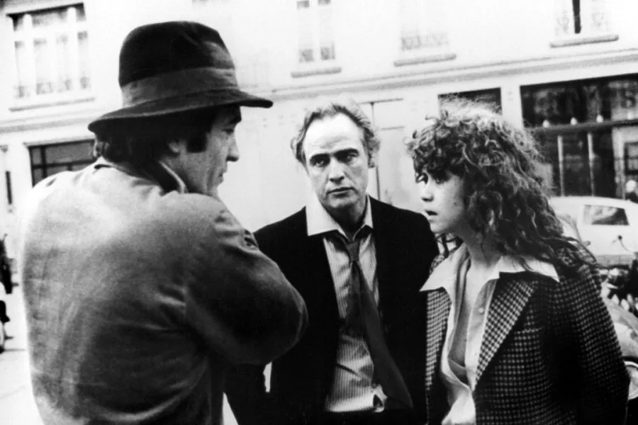 3911583-bernardo-bertolucci-na-planie-filmu.jpg