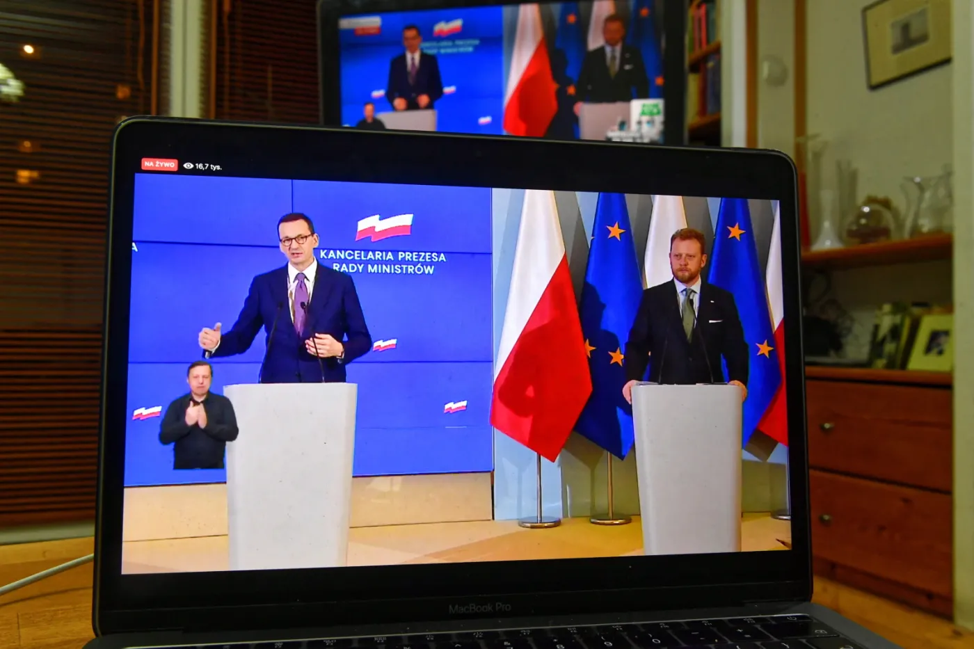 Testy na koronawirusa w Polsce. Szumowski: Będzie ich przybywać