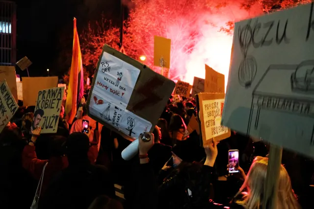 Strajk Kobiet: W piątek „Na Warszawę!”. Czwartek pełen lokalnych protestów