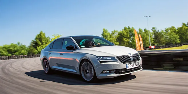 Pięć lat niskich rat, czyli jak Polacy kupują samochody?