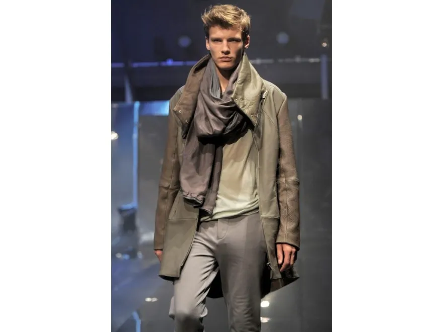 2129419-niedoslowna-moda-pokaz-jesiennej.jpg