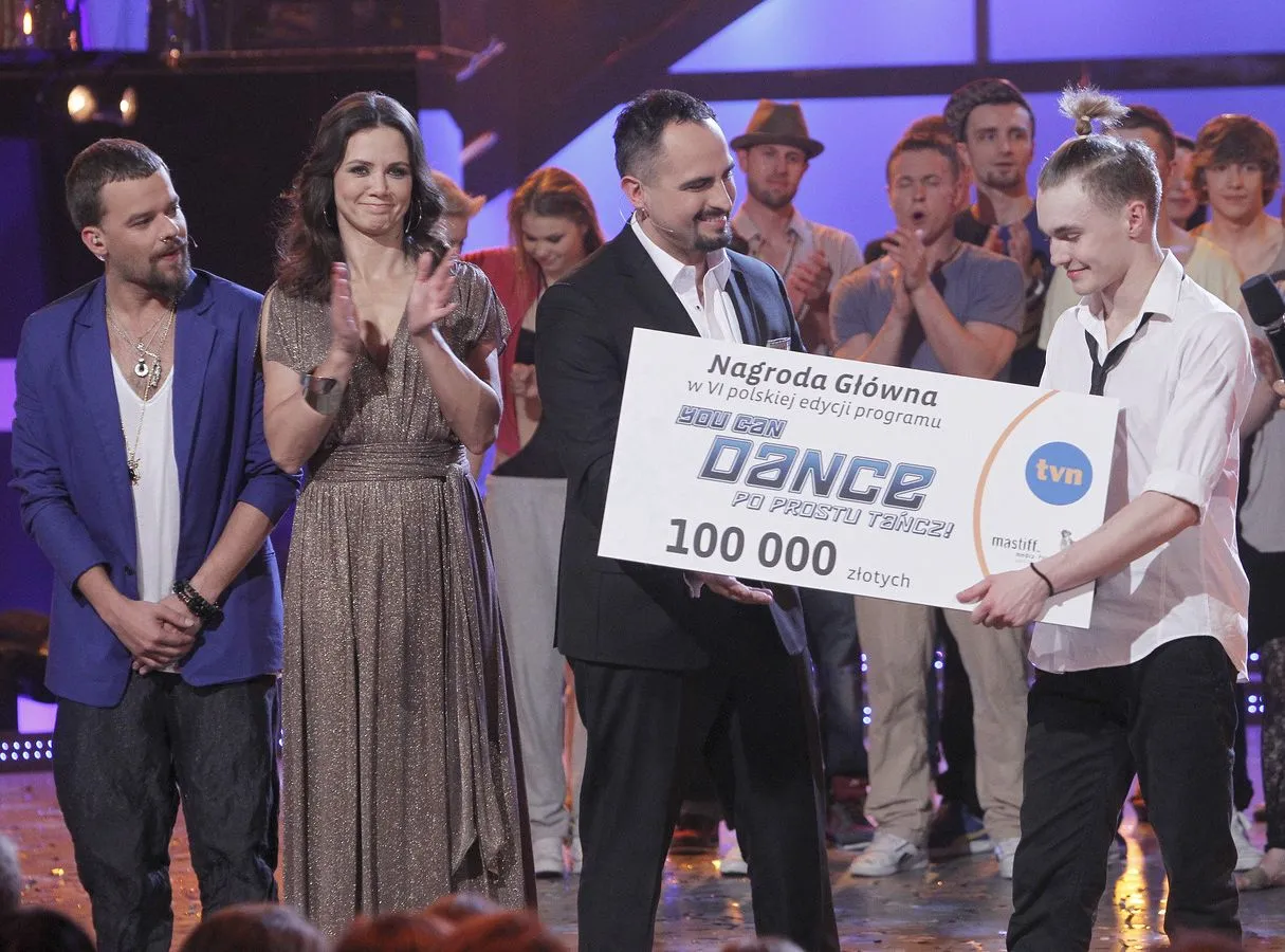 VI edycję programu "You Can Dance" wygrał Dominik Olechowski