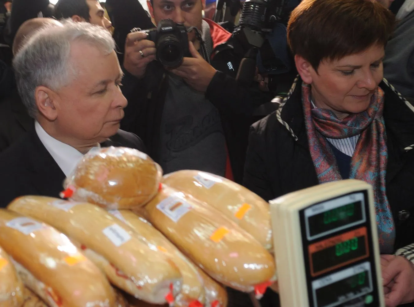 Jarosław Kaczyński na zakupach