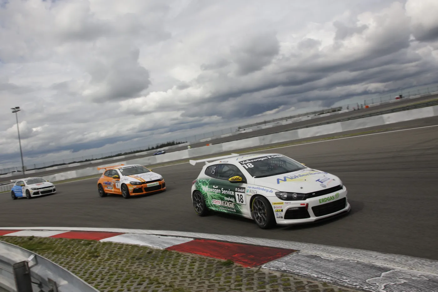 Polak pokazał w Niemczech jak się jeździ! 