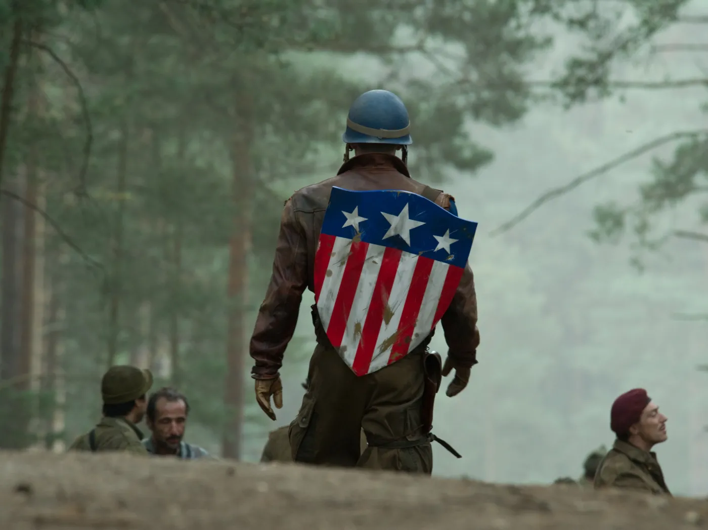 Kapitan Ameryka vs Harry Potter. Który lepszy?