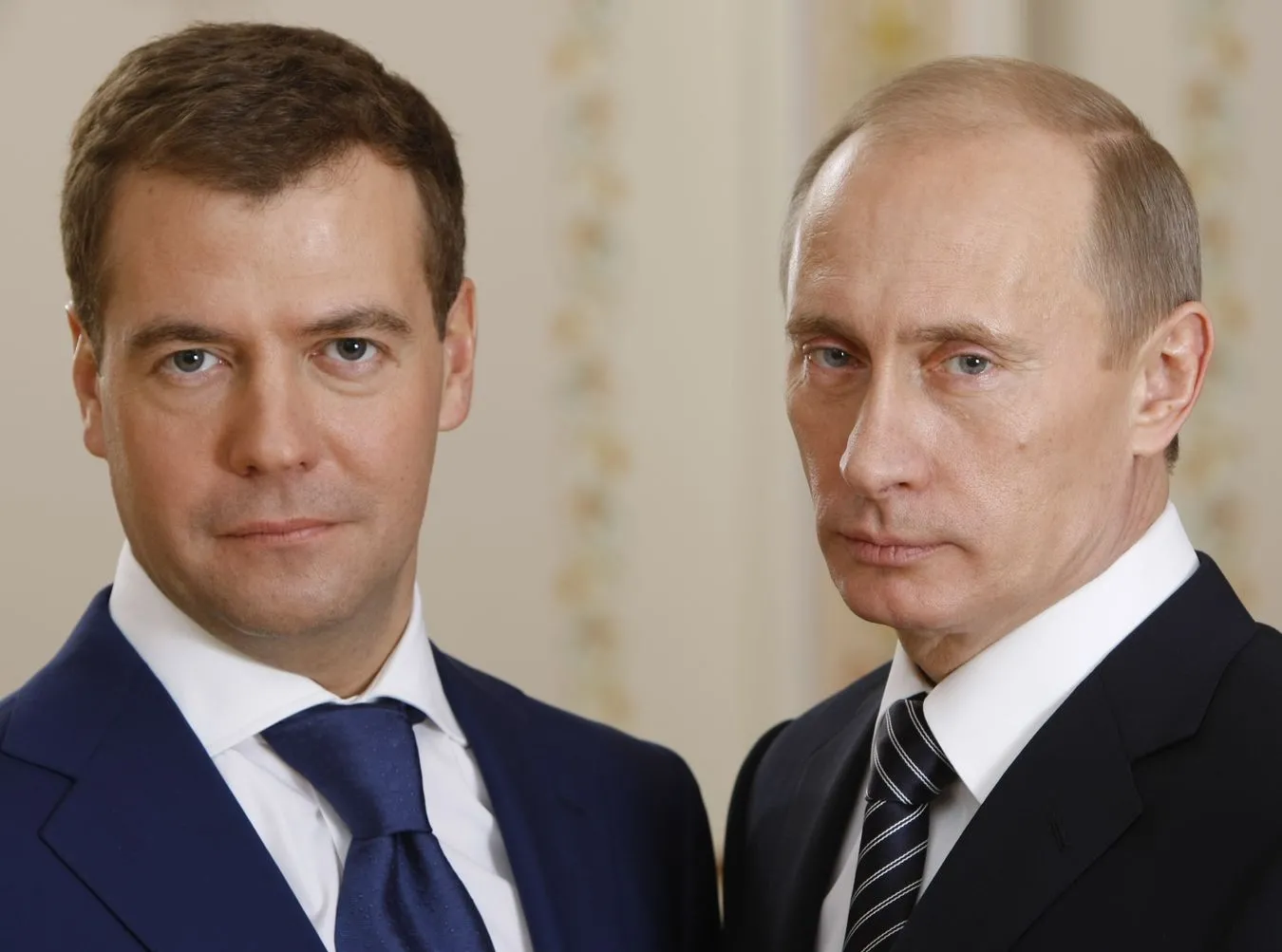 Dmitrij Miedwiediew i Władimir Putin