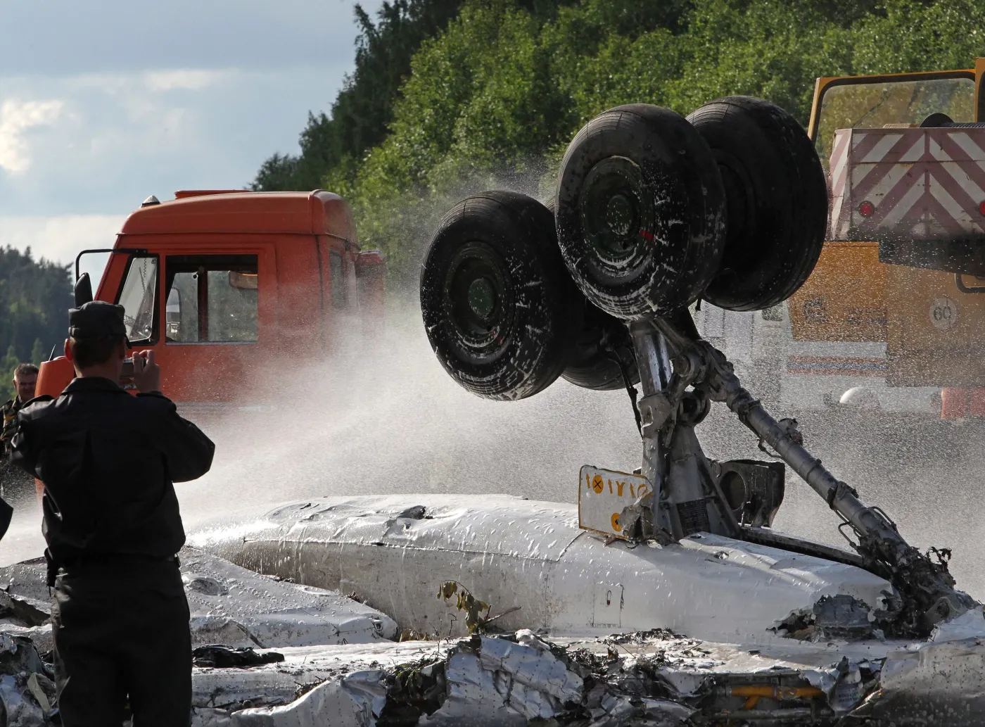 Kilka dni przed wydaniem zakazu lotów m.in. Tu-134 taka maszyna rozbiła się pod Pietrozawodzkiem w Karelii