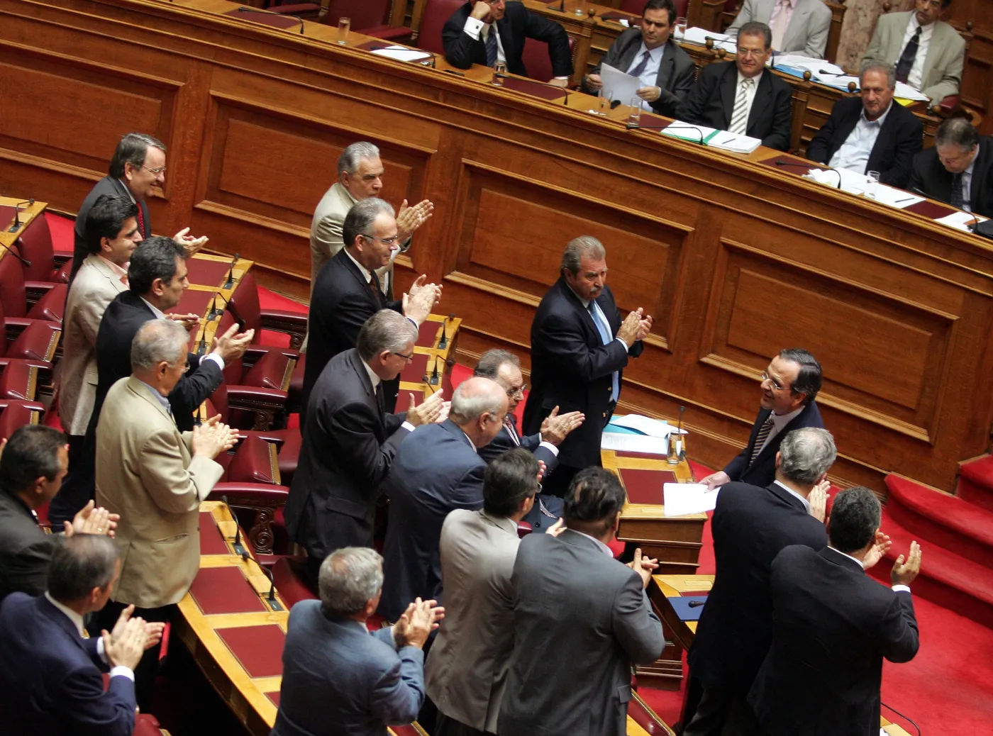Grecki parlament przyjął drugą ustawę oszczędnościową