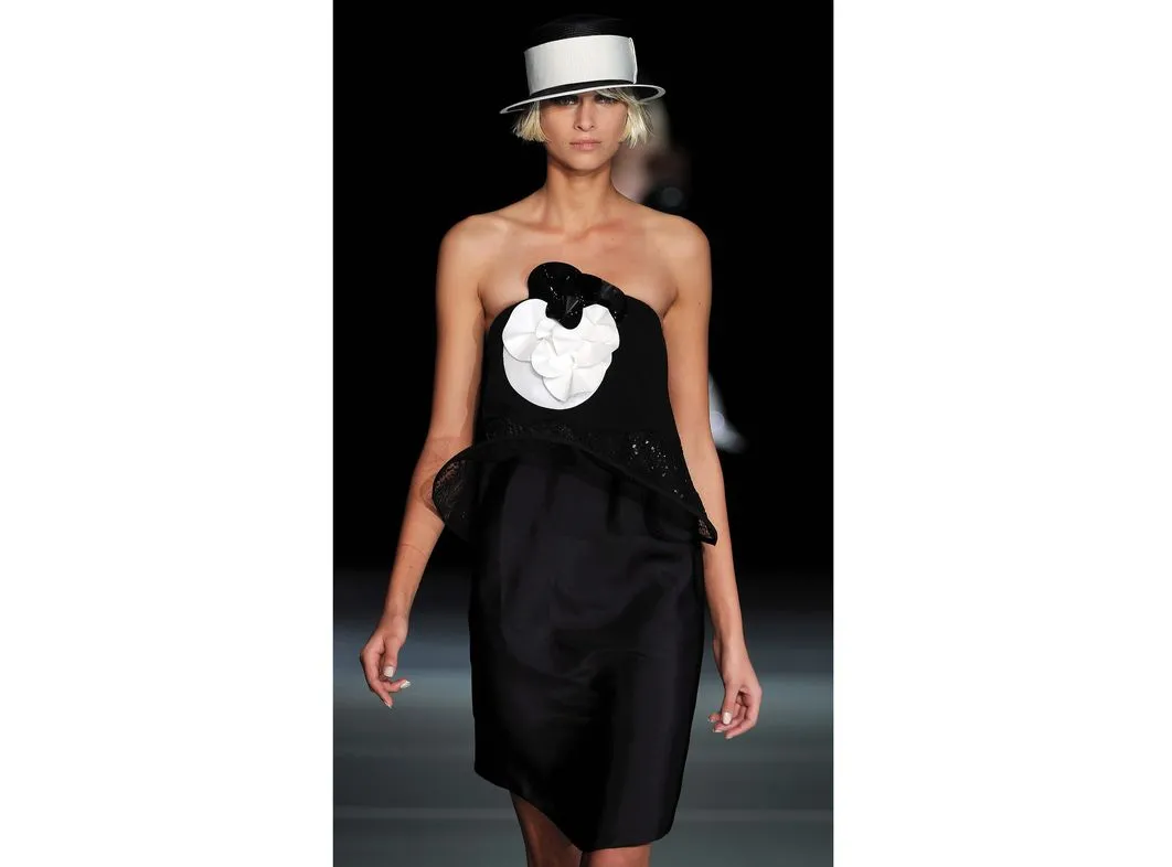 2533120-kolekcja-emporio-armani-na-sezon.jpg