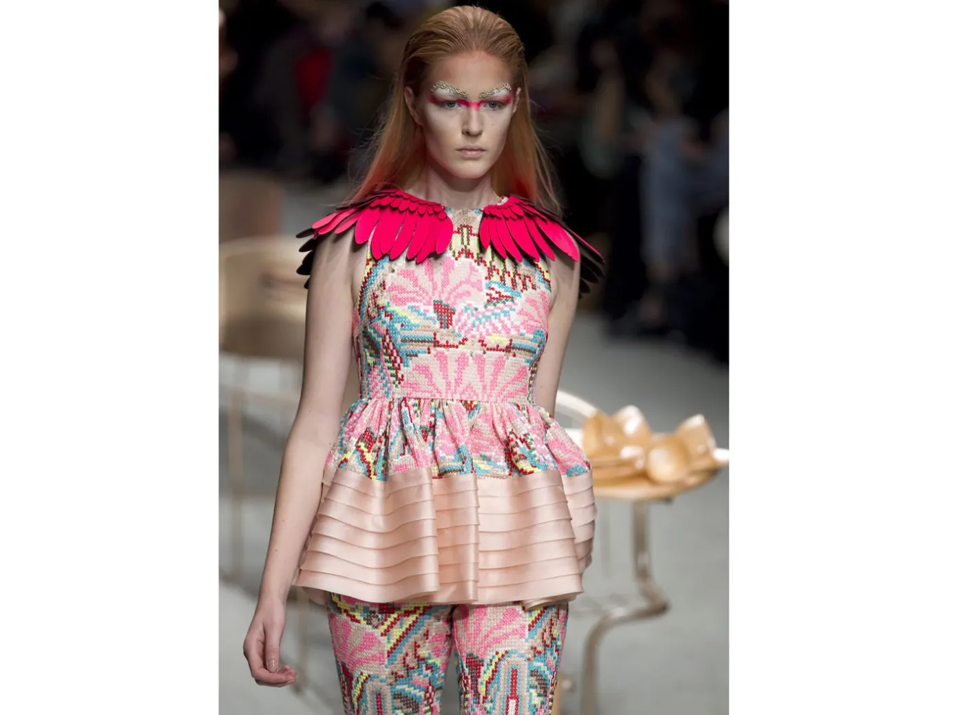 2546016-kolekcja-manish-arora-na-sezon.jpg