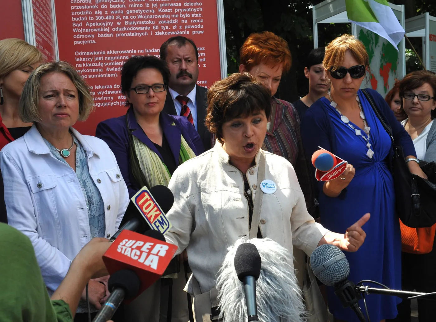 2718429-wanda-nowicka-podczas-otwarcia.jpg