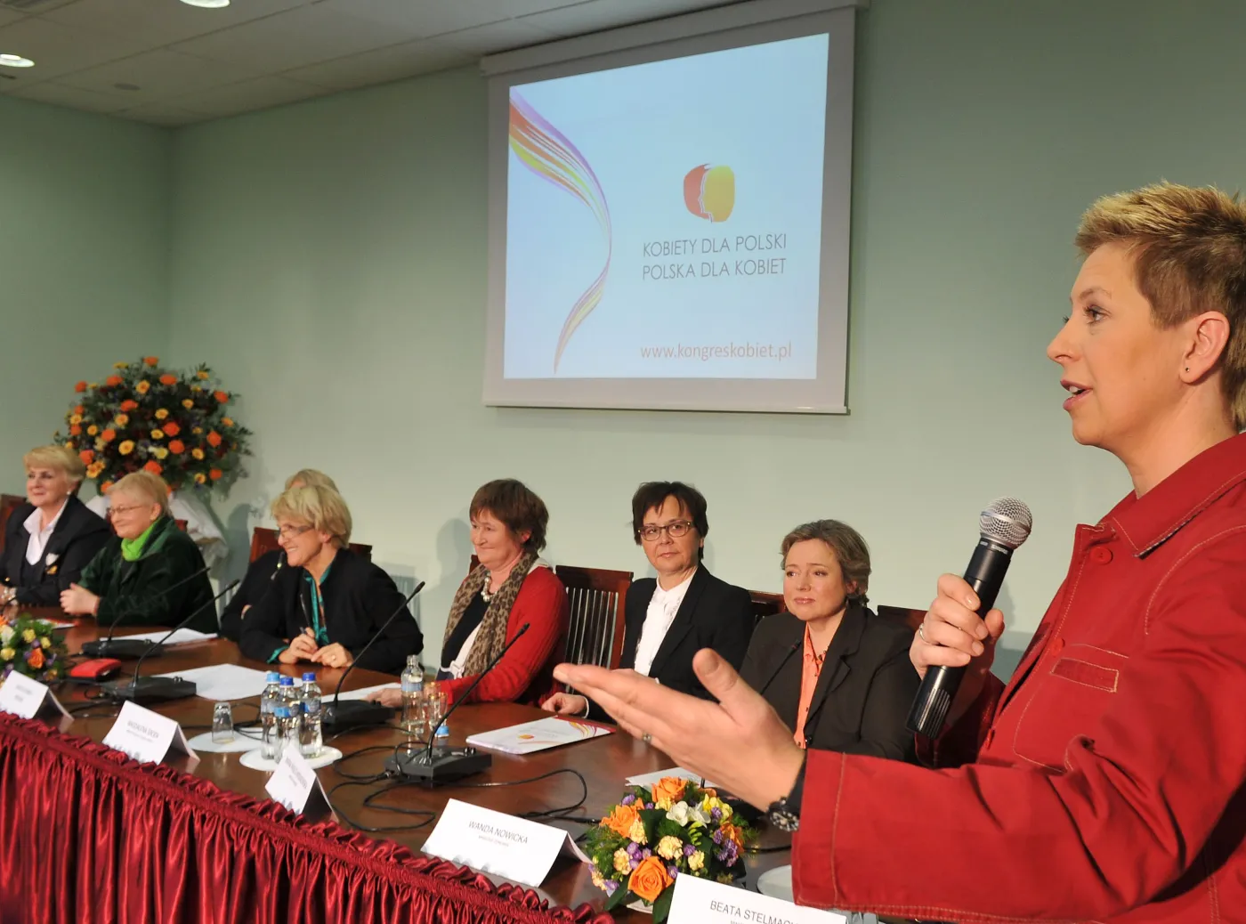 2718321-wanda-nowicka-w-gabinecie-cieni.jpg