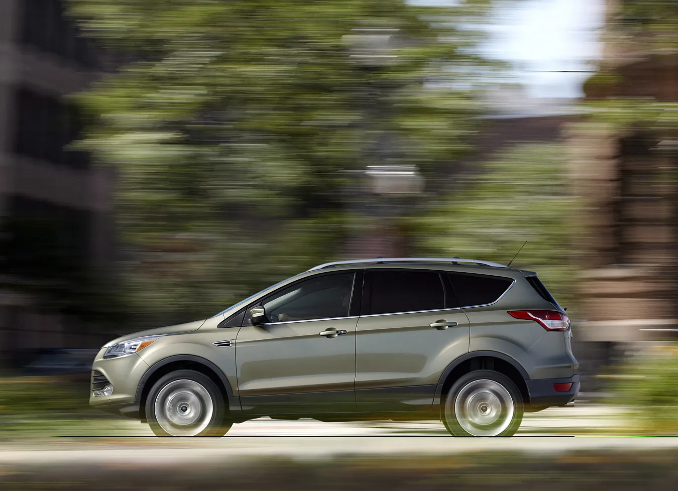 2755364-ford-escape-nowy-ford-kuga-2012.jpg