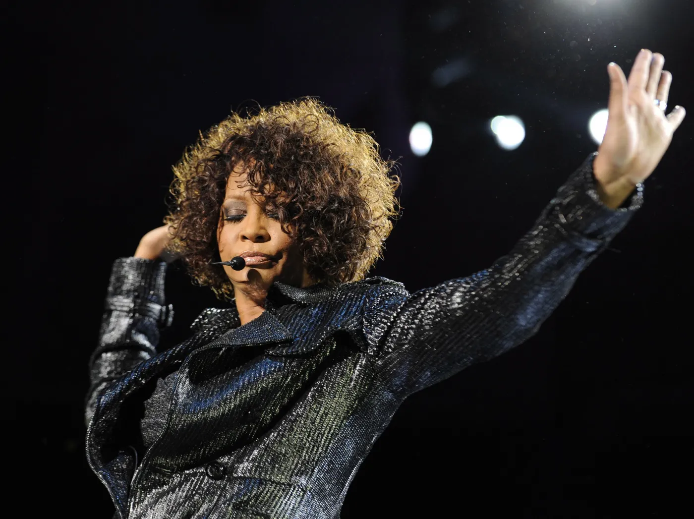 3088861-whitney-houston-na-koncercie-w.jpg