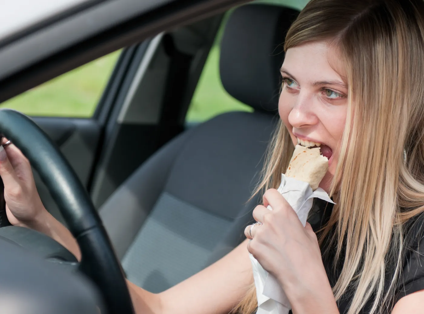 jedzenie auto posiłek samochód