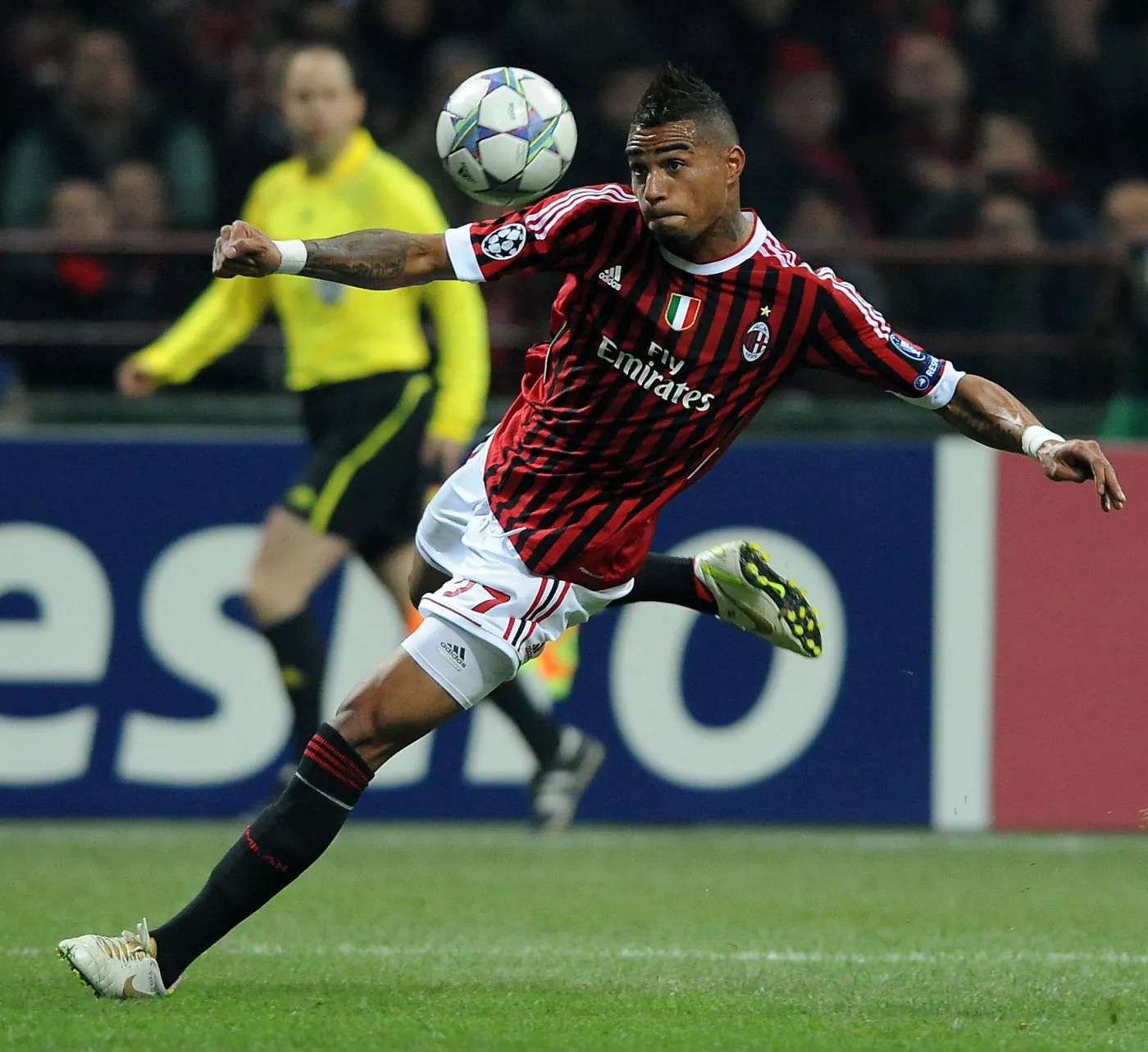 3286767-kevin-prince-boateng-w-meczu-ac.jpg