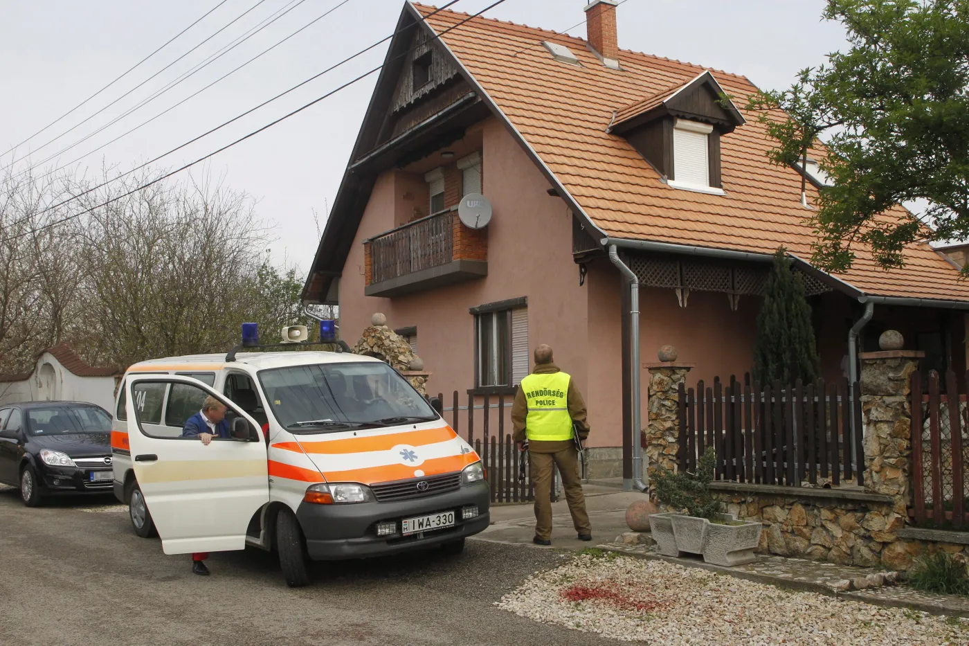 Szaleniec z maczetą zabił ojca i dziadków