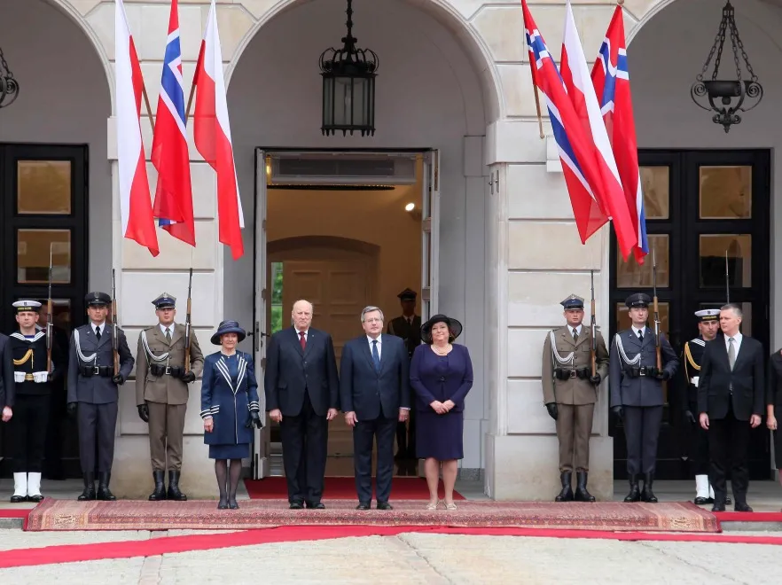 3470195-norweska-para-krolewska-i-polska.jpg