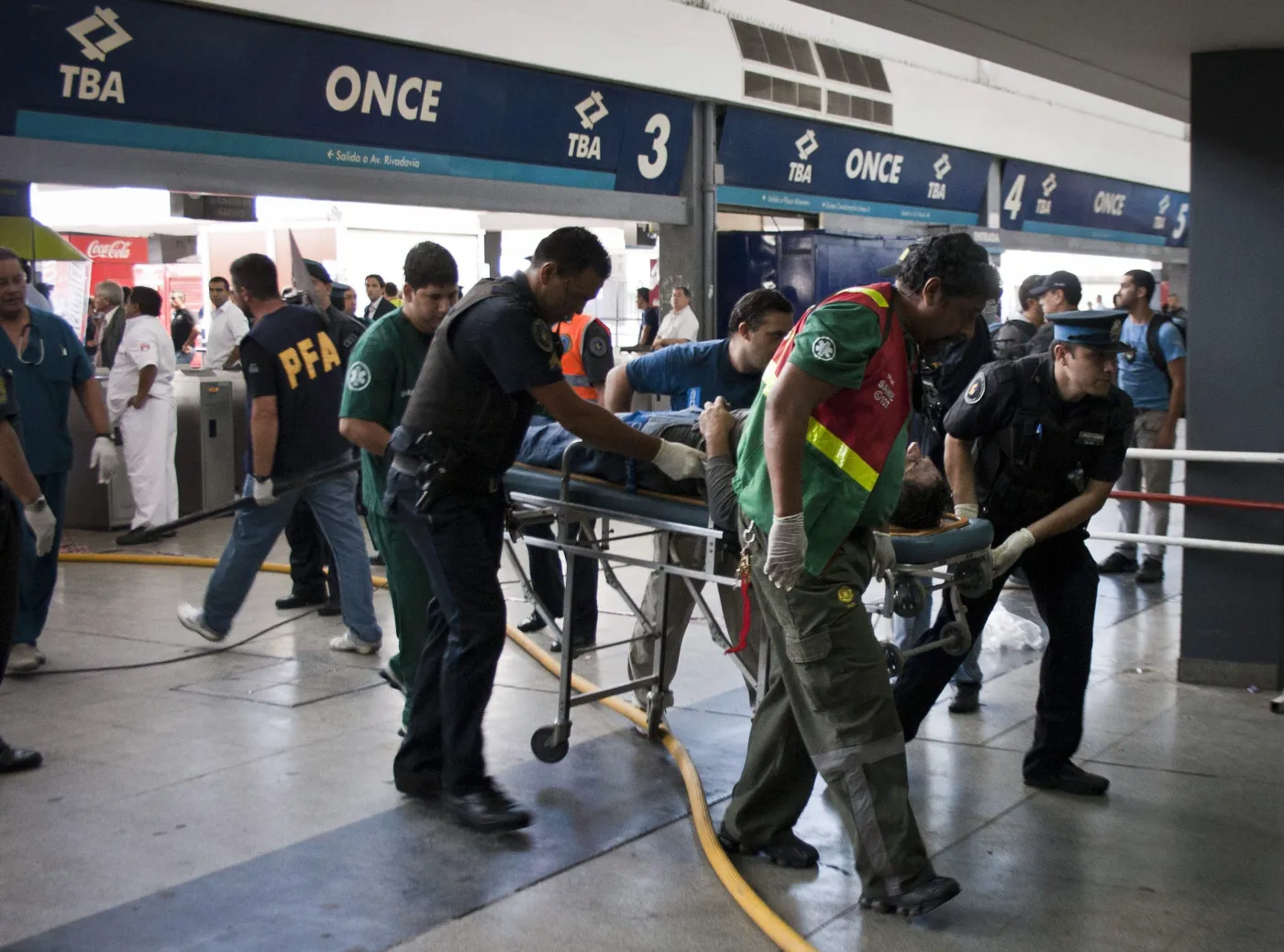 3123884-argentyna-katastrofa-pociag-kolej.jpg