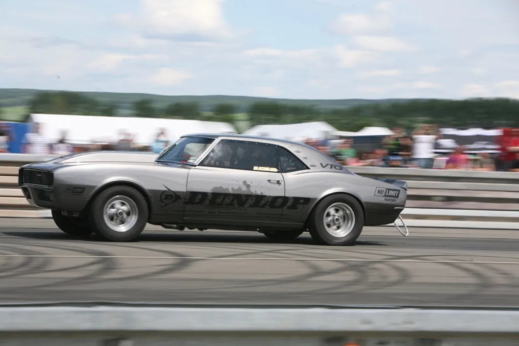 3635973-camaro-podczas-king-of-germany.jpg