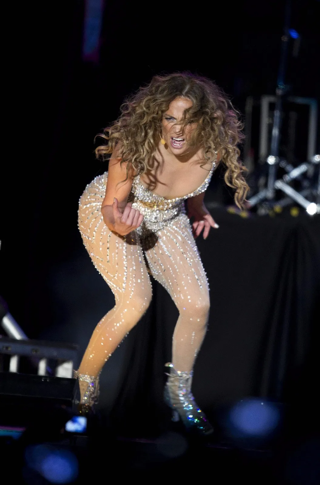3695540-jennifer-lopez-podczas-koncertu.jpg