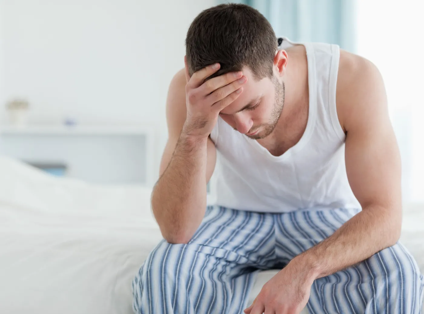 mężczyzna choroba problem ból