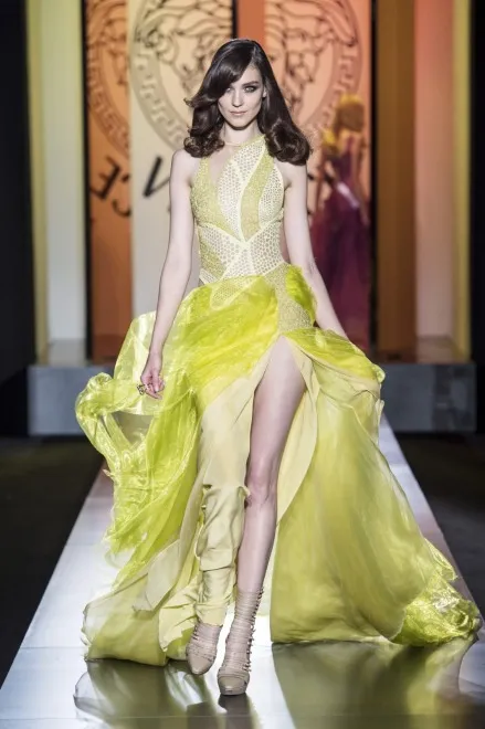 3733481-kolekcja-versace-haute-couture.jpg