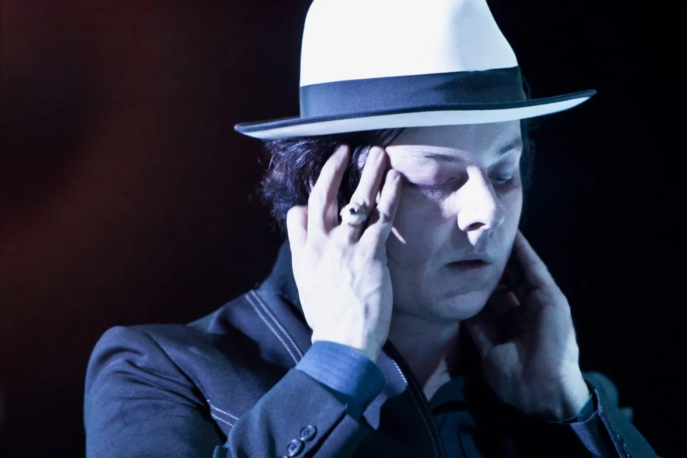 3748068-jack-white-na-dunskim-roskilde.jpg