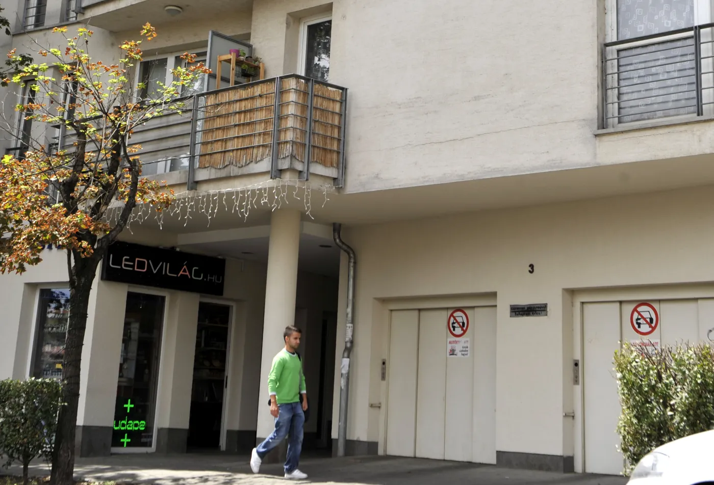 Blok,w którym mia mieszkać Csatary