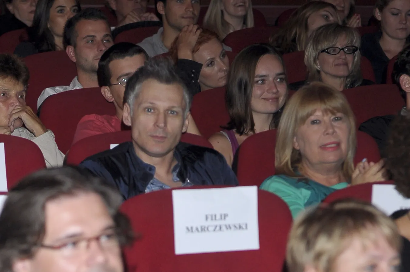 3789556-robert-kozyra-na-premierze-bez.jpg