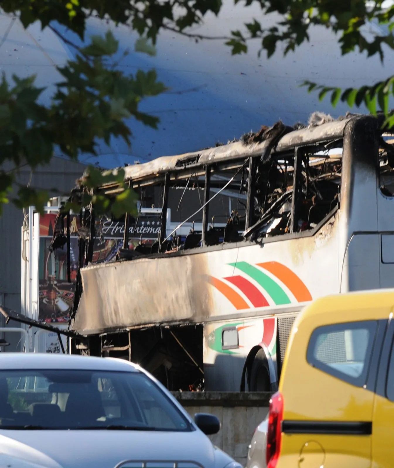 Autobus z izraelskimi turystami po zamachu