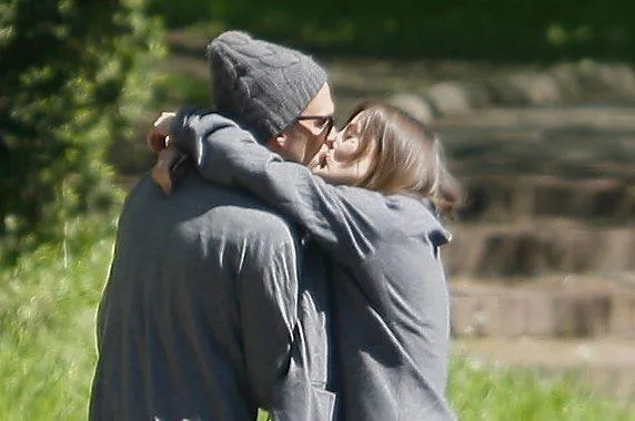 Gorąca miłość Mai Ostaszewskiej. Zobacz, jak całuje!