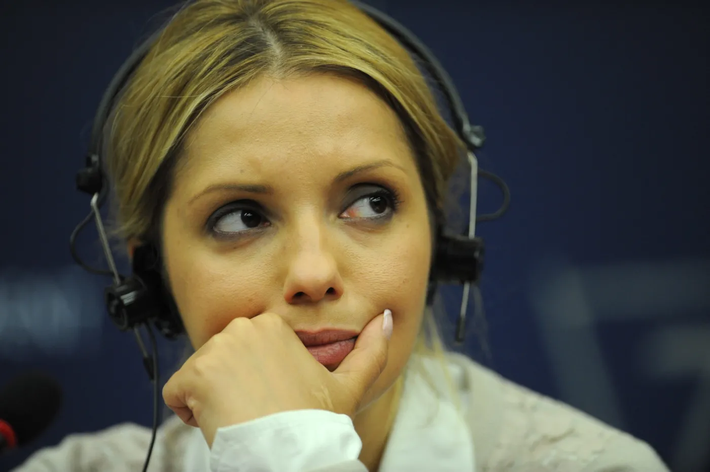 3535356-eugenia-tymoszenko-przysluchuje.jpg