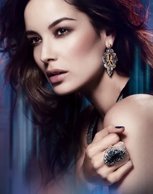 3608416-berenice-marlohe-twarza-kolekcji.jpg