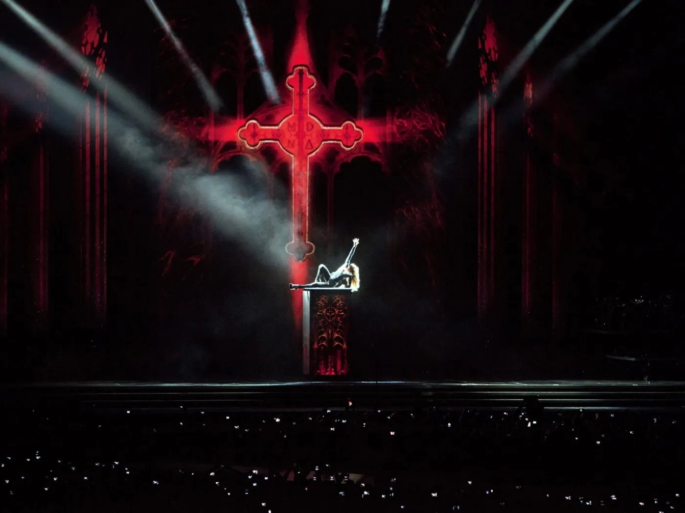 3595734-madonna-w-trasie-koncertowej-the.jpg