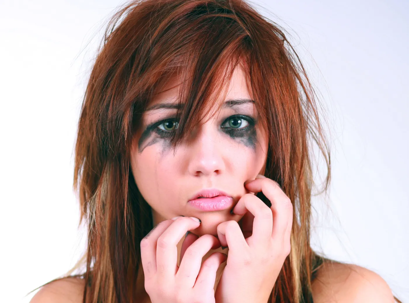 dziewczyna makijaż płacz łzy
