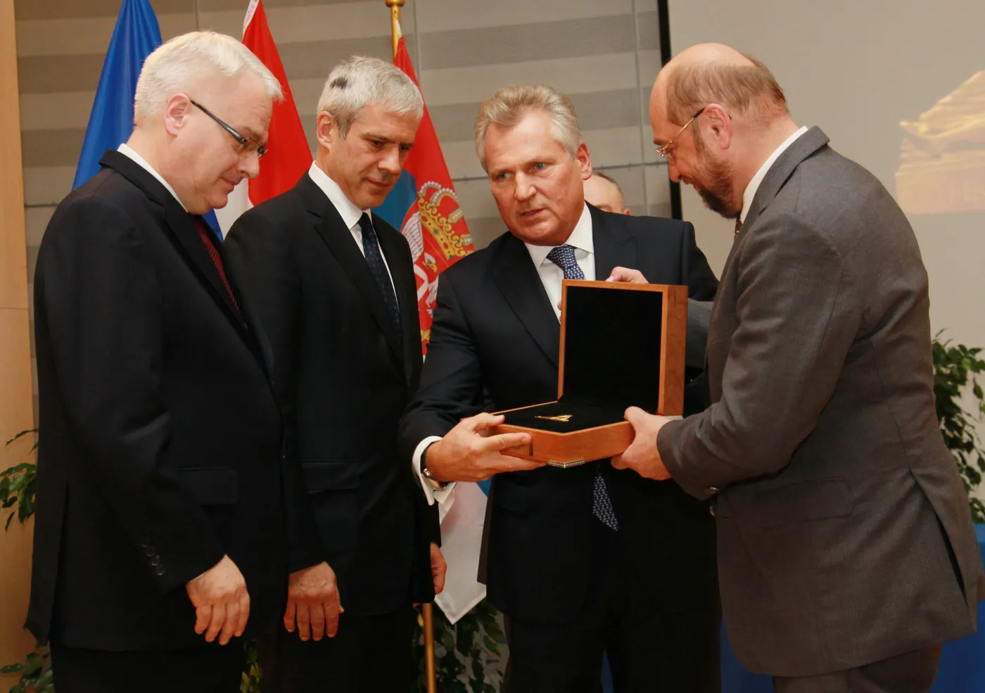 Kwaśniewski przyznaje się do błędu: Ta ustawa łamie kręgosłupy