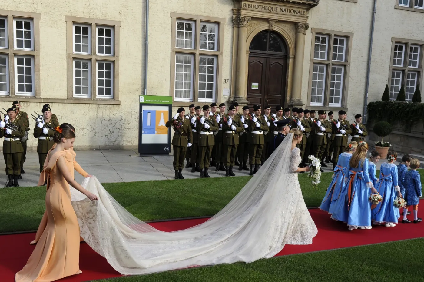 4177411-slub-ksiezniczka-stefania-ksiaze.jpg