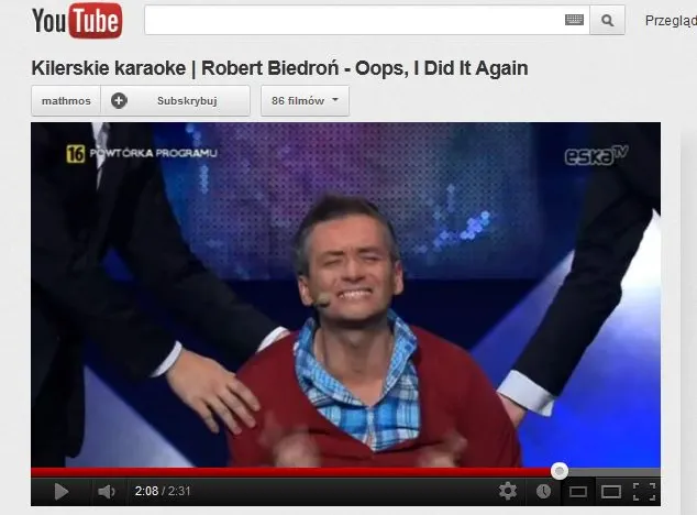 Poseł Biedroń śpiewa brodząc w brudnych pieluchach 