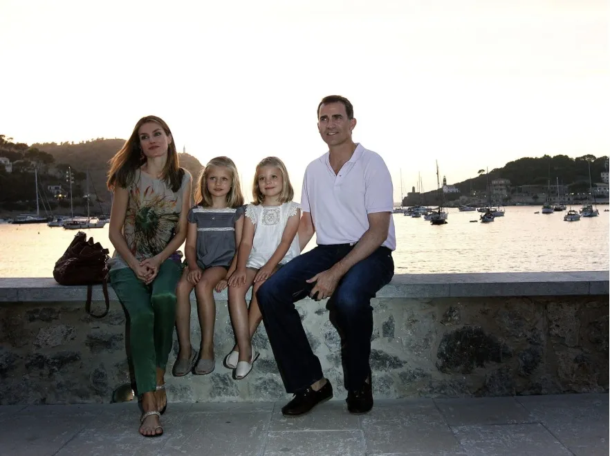 3891427-ksiezna-letizia-i-ksiaze-filip.jpg