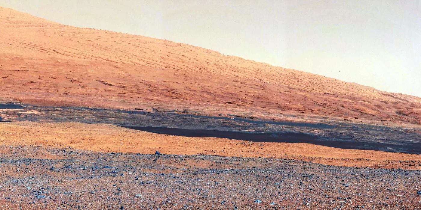  Góry na Marsie - zdjęcie z łazika Curiosity