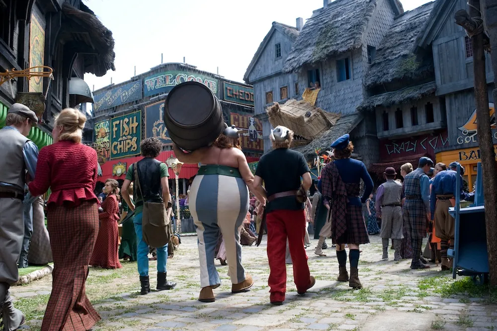 4153584-asterix-i-obelix-w-sluzbie-jej.jpg