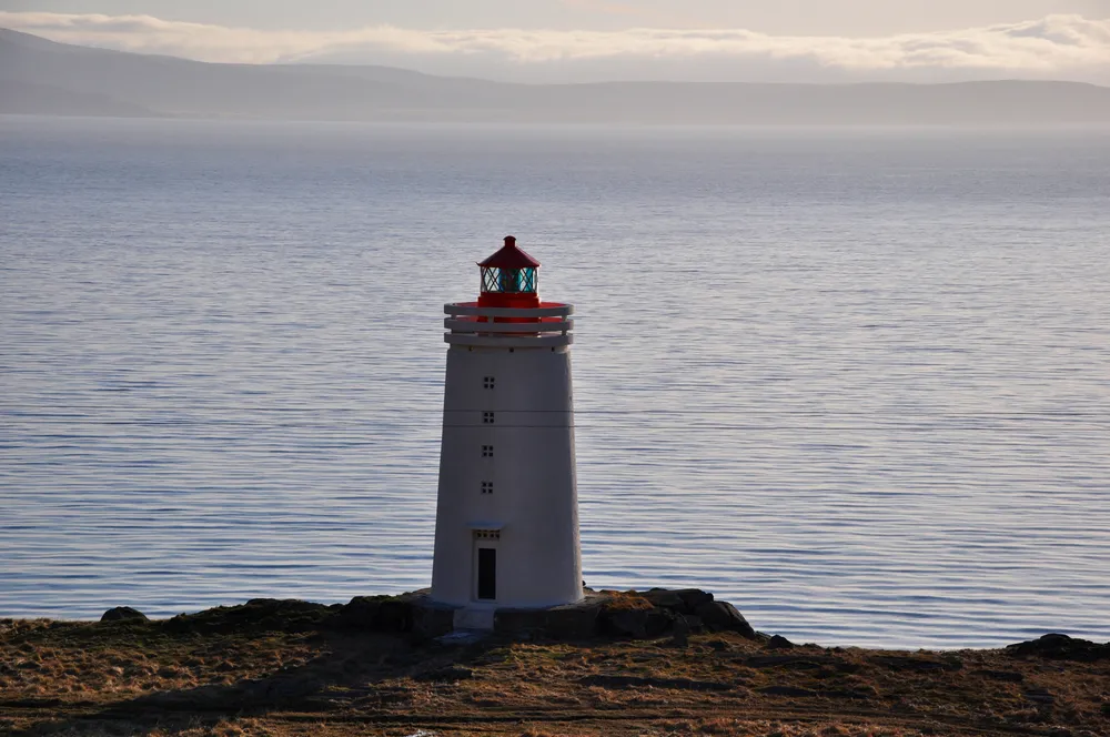 4460015-islandia-domek-latarnia-morska.jpg