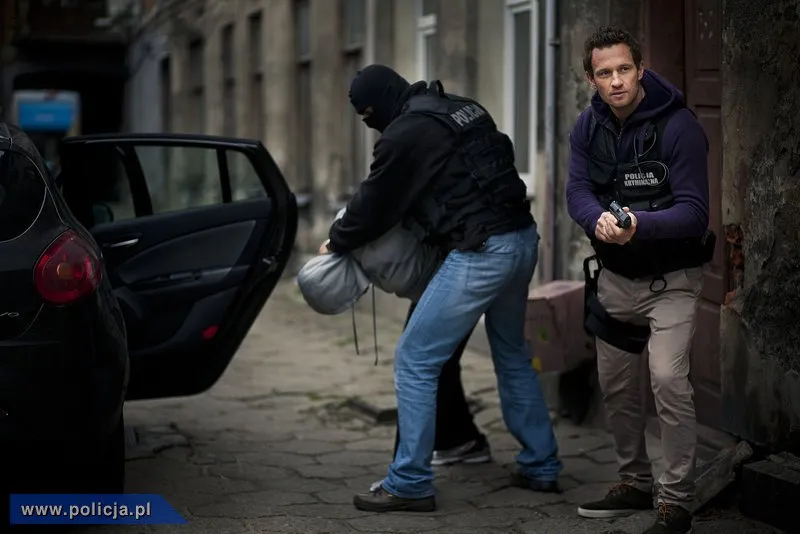 4315688-policja-kalendarz-charytatywny.jpg