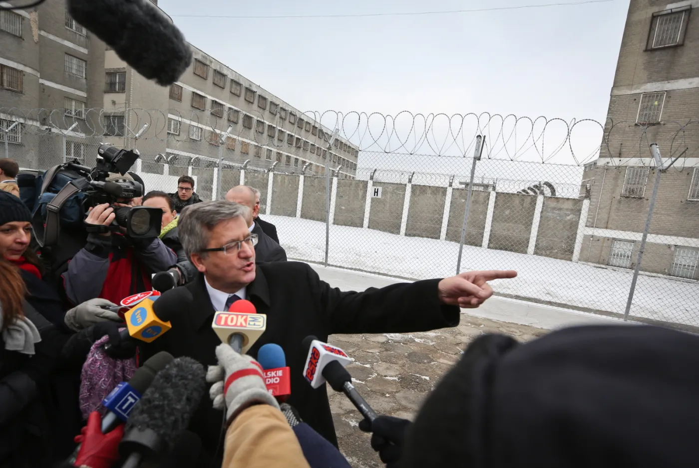 Prezydent Bronisław Komorowski przed aresztem na Białołęce