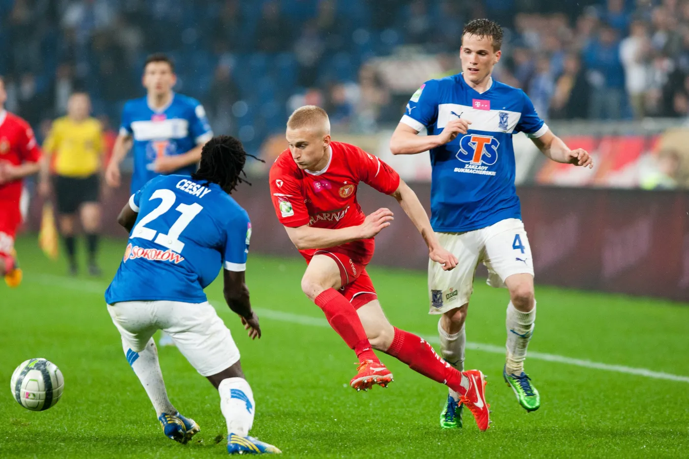 Lech rozstrzelał Widzew i prowadzi w Ekstraklasie