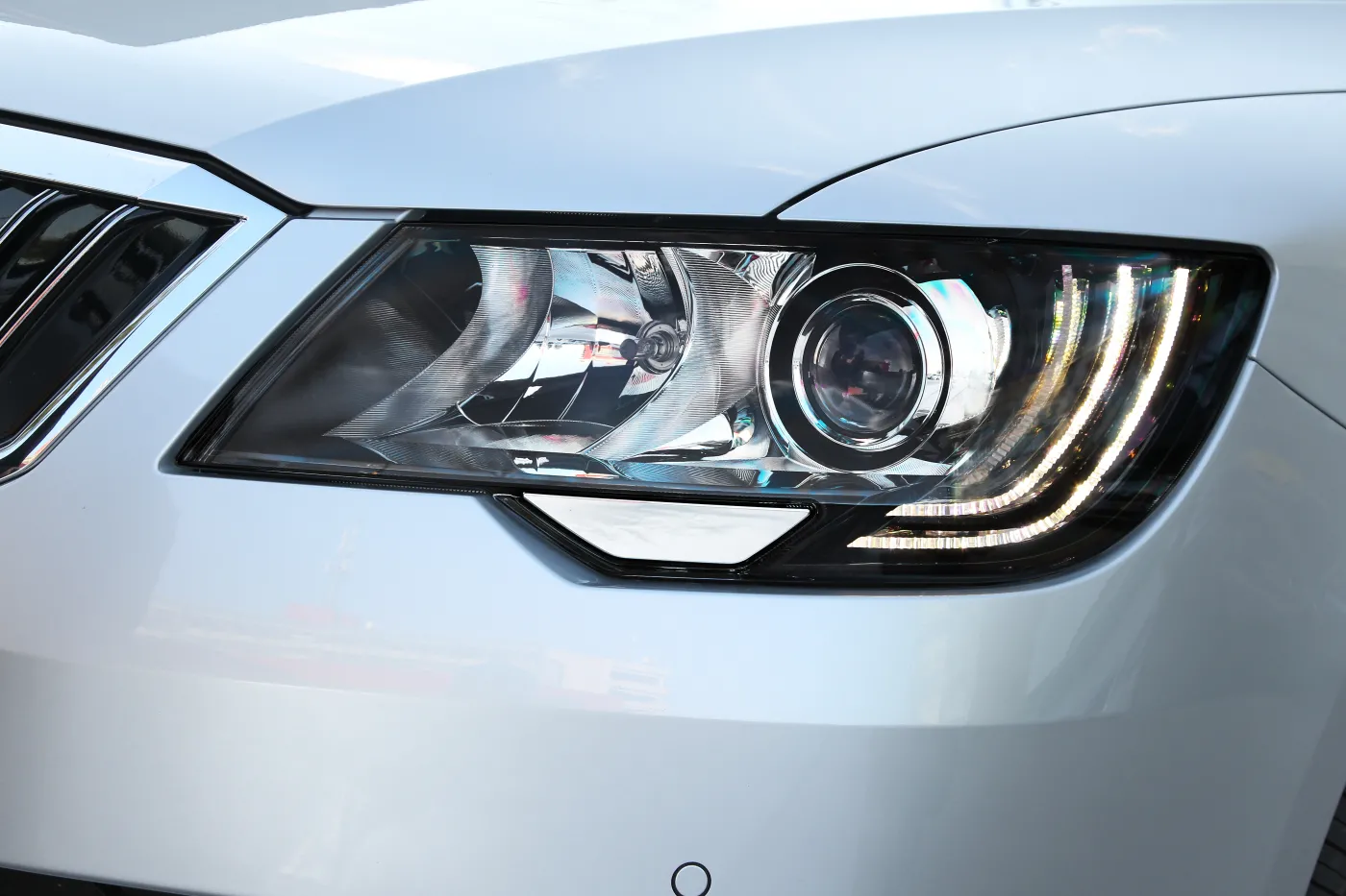 Skoda z nową twarzą w Polsce. Nie znajdziesz tańszego kombi. ZDJĘCIA