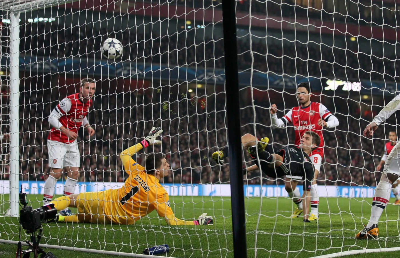 Wojciech Szczęsny nie zachował czystego konta w meczu z Bayernem